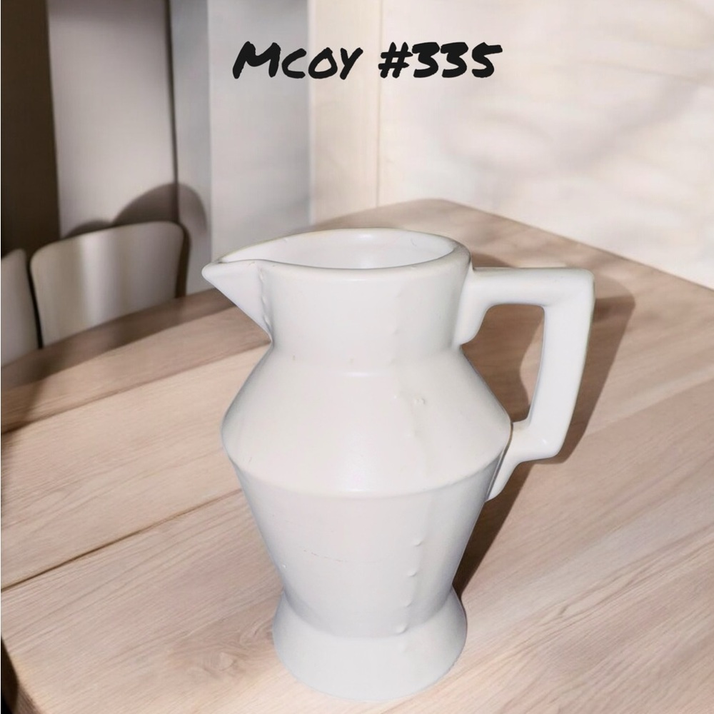 Vintage McCoy 70’s Picture Vase Creamer #335